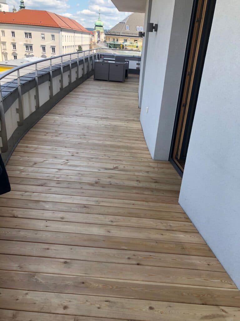 Bodenbelag auf Dachterrasse